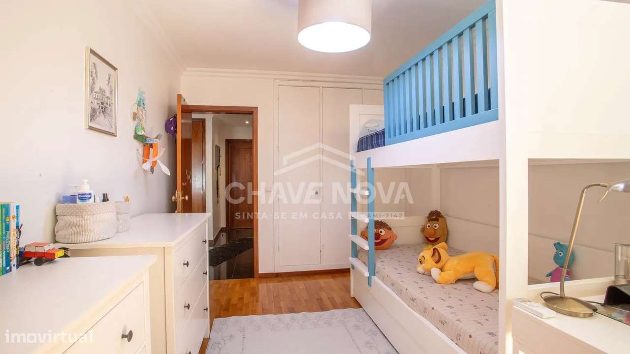 T2 c/ Lugar de Garagem e Arrumos em Custóias (Matosinhos)-31