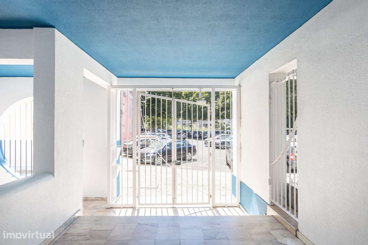 Apartamento T3 Remodelado em São Domingos de Benfica | 2 WC-26