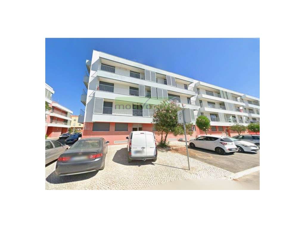 T2 em Alhos Vedros, Moita com Arrecadação. Excelente Oportunidade - Grande imagem: 2/4