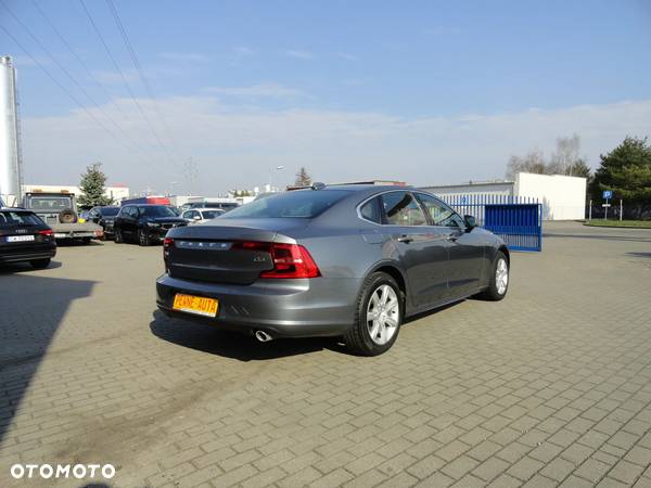 Volvo S90 D3 Momentum - 26