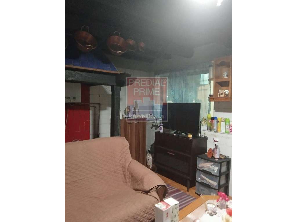 MORADIA TÉRREA EM SAO JOÃO DE LOURE-26