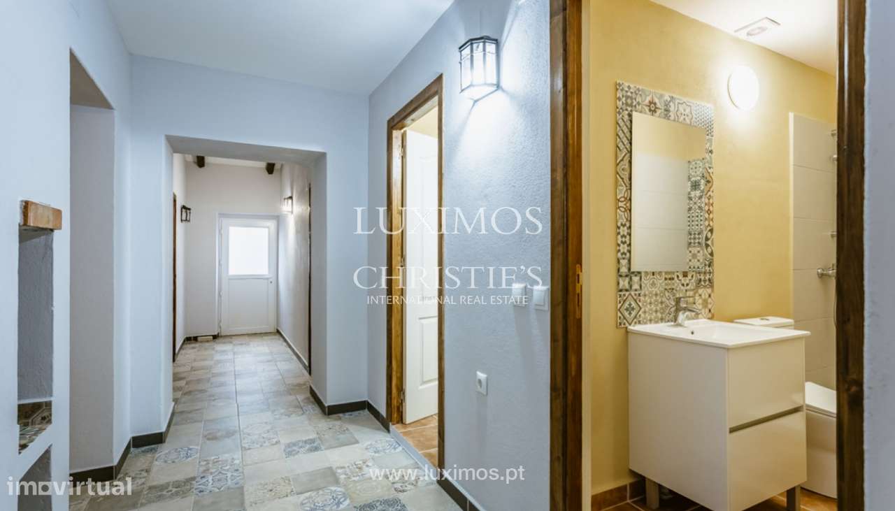 Moradia remodelada para venda em São Bartolomeu de Messines, Algarve - Grande imagem: 4/25