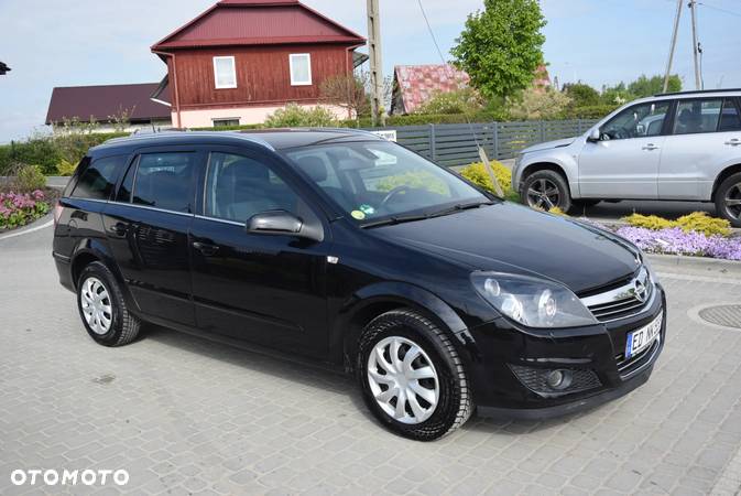 Opel Astra 1.4 Caravan Selection 110 Jahre - 3