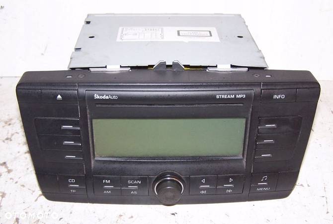 SKODA OCTAVIA II RADIO CD MP3 ORYGINAŁ 1Z0035161C - 1