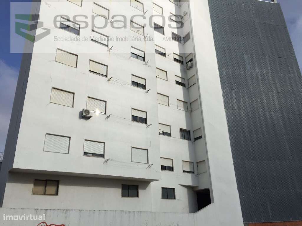 Garagem - Grande imagem: 3/9