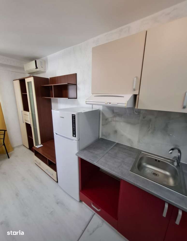 Camera de Camin zona Bularga, cu baie, etaj 2 - Imagine principală: 5/6