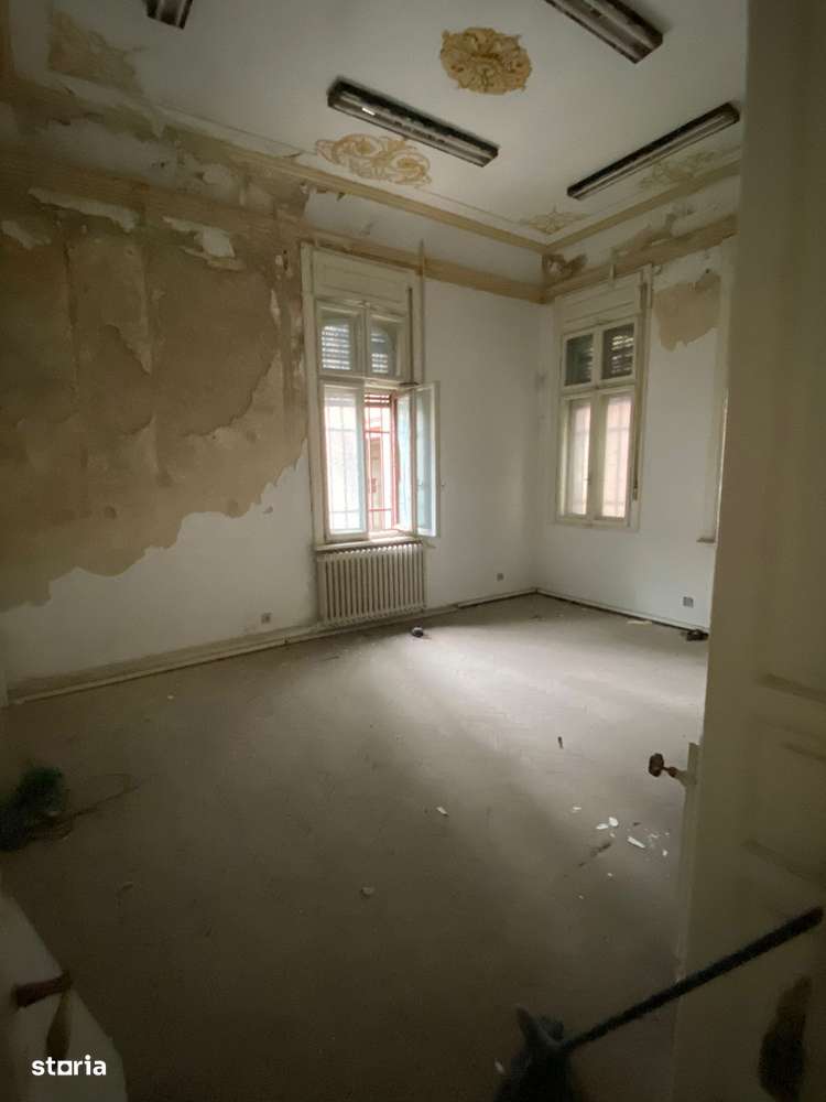 De Vanzare Vila Interbelica, 8-10 Camere, Romana - Zodiac-6