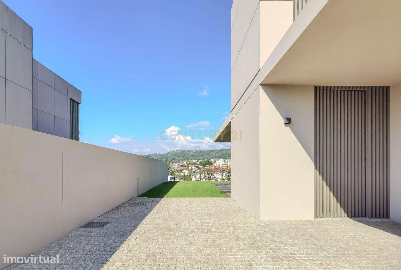 Moradia T4 – Empreendimento Residencial “Villas Jardim”, Felgueiras - Grande imagem: 4/59