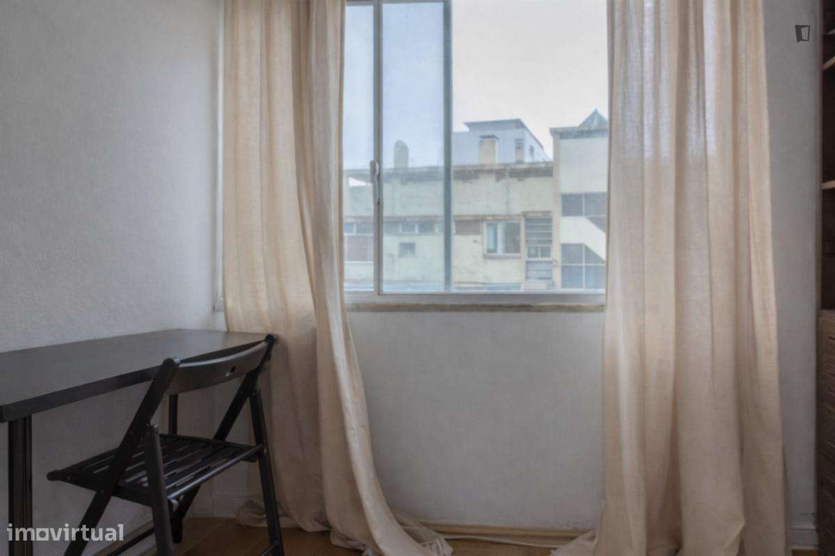 Quarto - localizado em Estrela Lisbon - Grande imagem: 4/10