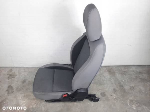 FOTEL PRAWY PASAŻERA FIAT TIPO II AIRBAG EU - 4