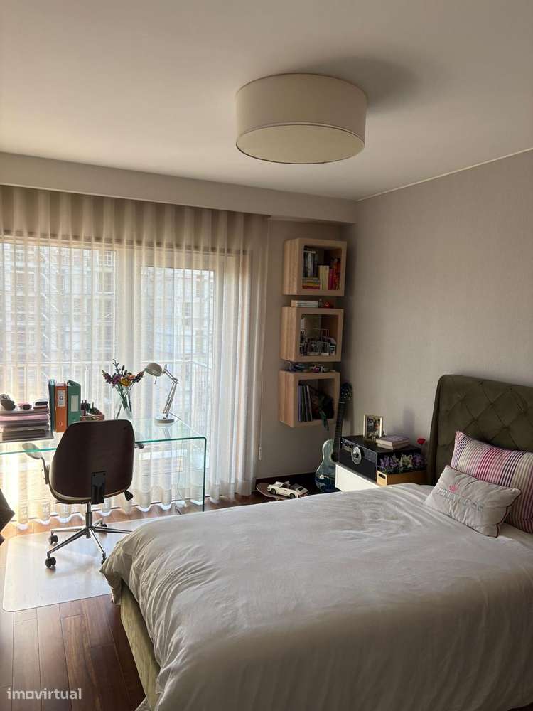 Exclusivo Apartamento T4 em condomínio fechado-5