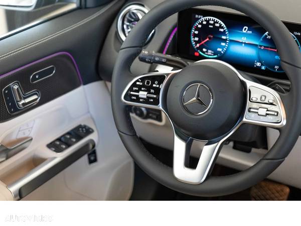 Mercedes-Benz EQB 300 4MATIC - 24