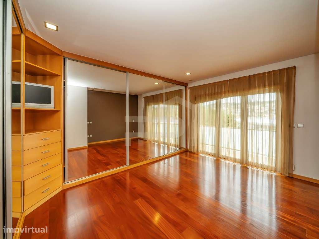 Moradia Gaveto T3 em Braga-33