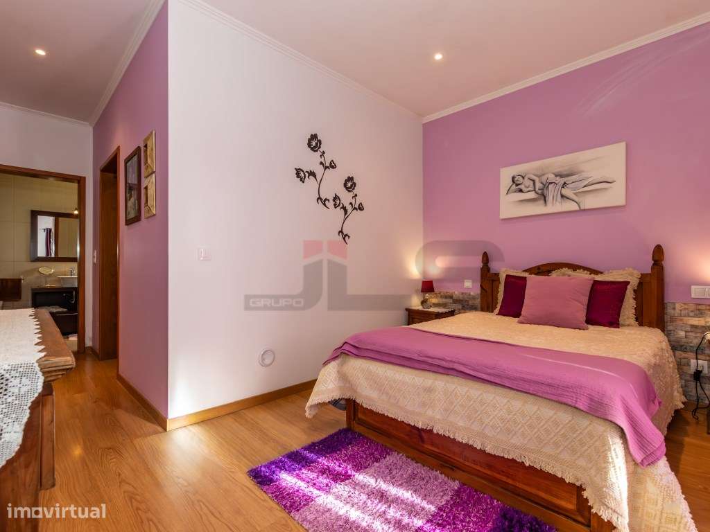 Moradia V4 Isolada com 3 Suites - São Vicente Ferreira, Ponta Delga...-14