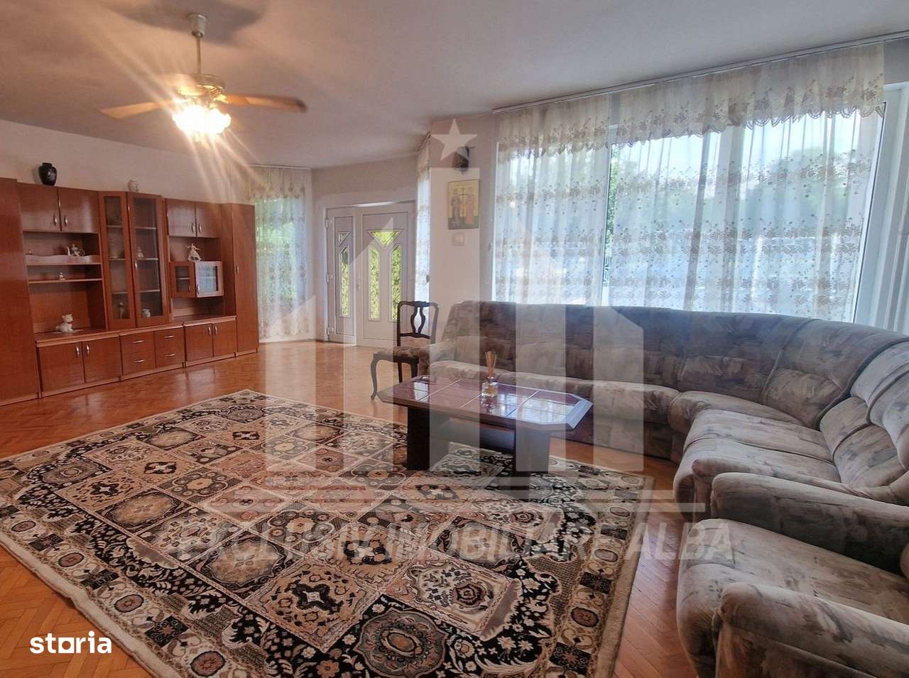 Casa individuala | Pensiune | 320 mp | 750 mp teren | Cetate - Imagine principală: 2/20