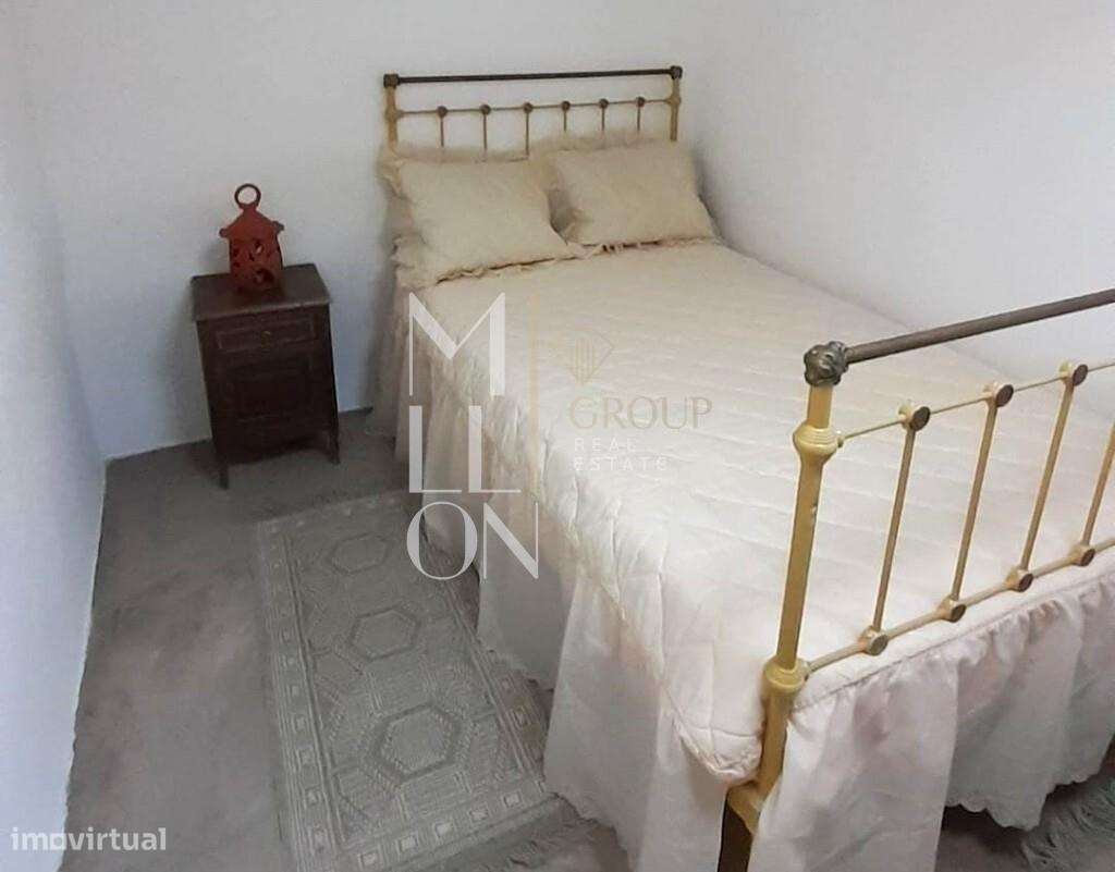 Monte de 405,750m2 com casa parcialmente renovada em Grândola - Grande imagem: 4/41