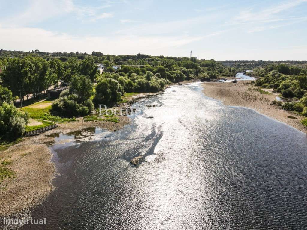 Quinta junto ao Rio Tejo com salão de eventos - Grande imagem: 2/59
