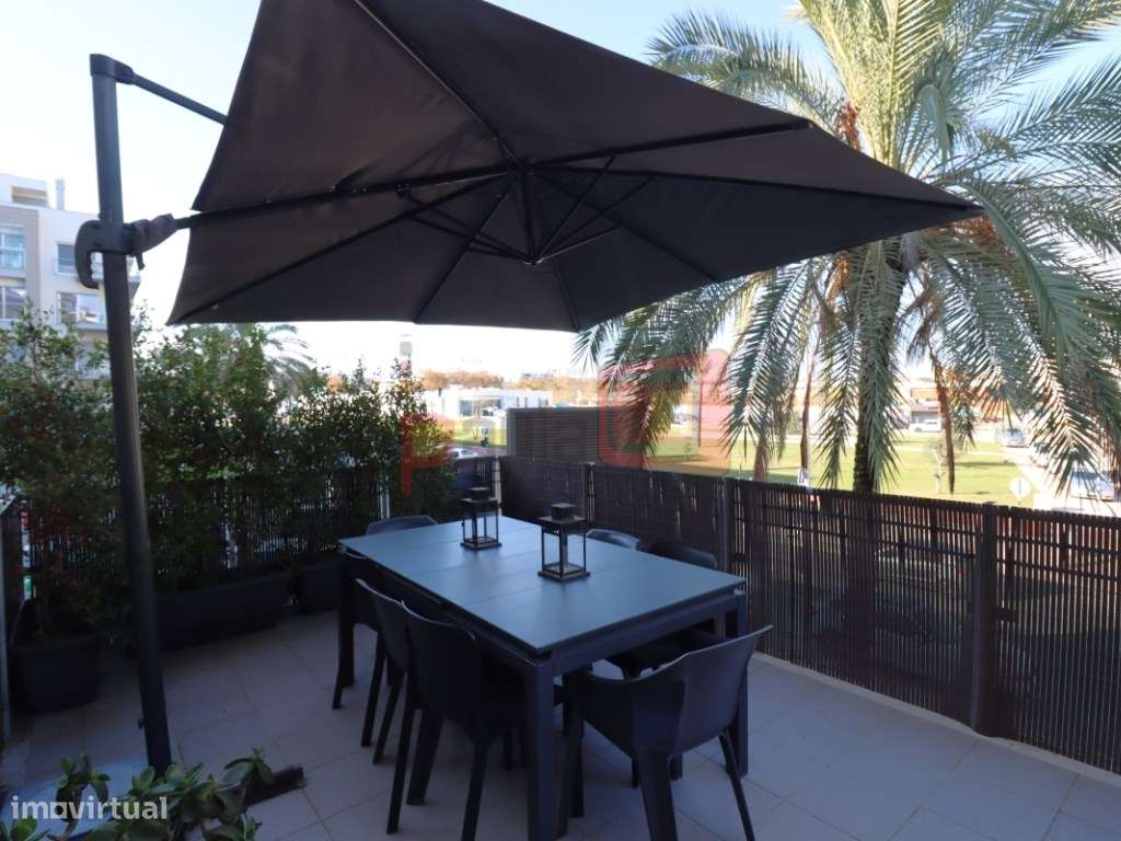 APARTAMENTO T3 COM GARAGEM BOX - MONTIJO-5