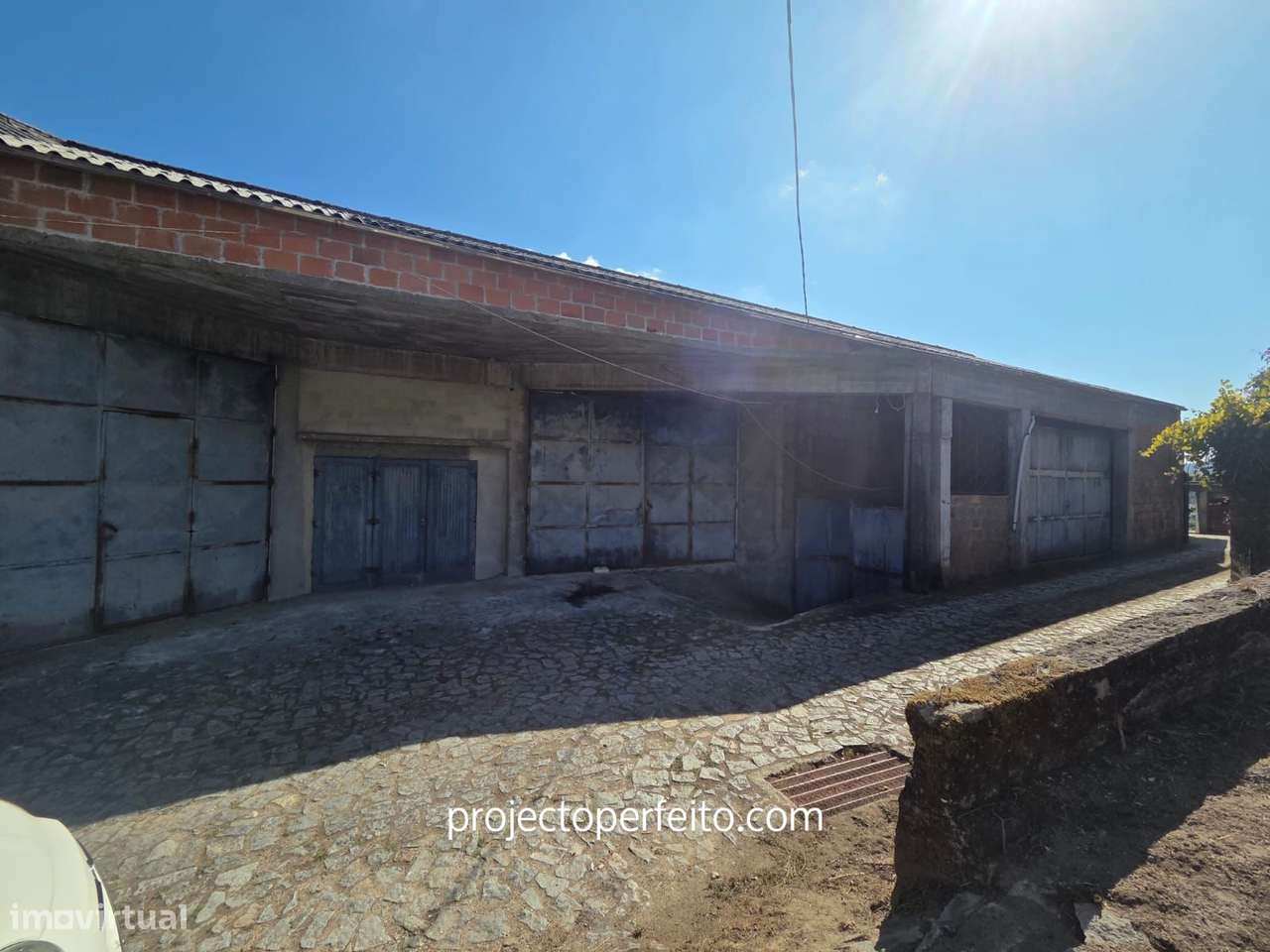 Armazém  Venda em Macieira de Cambra,Vale de Cambra - Grande imagem: 5/8