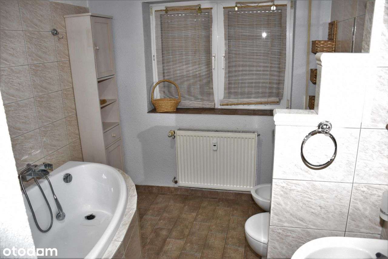 Dom dla pracowników. 9 pokoi, 4 łazienki, 3 kuchni - Pełny obrazek: 5/20