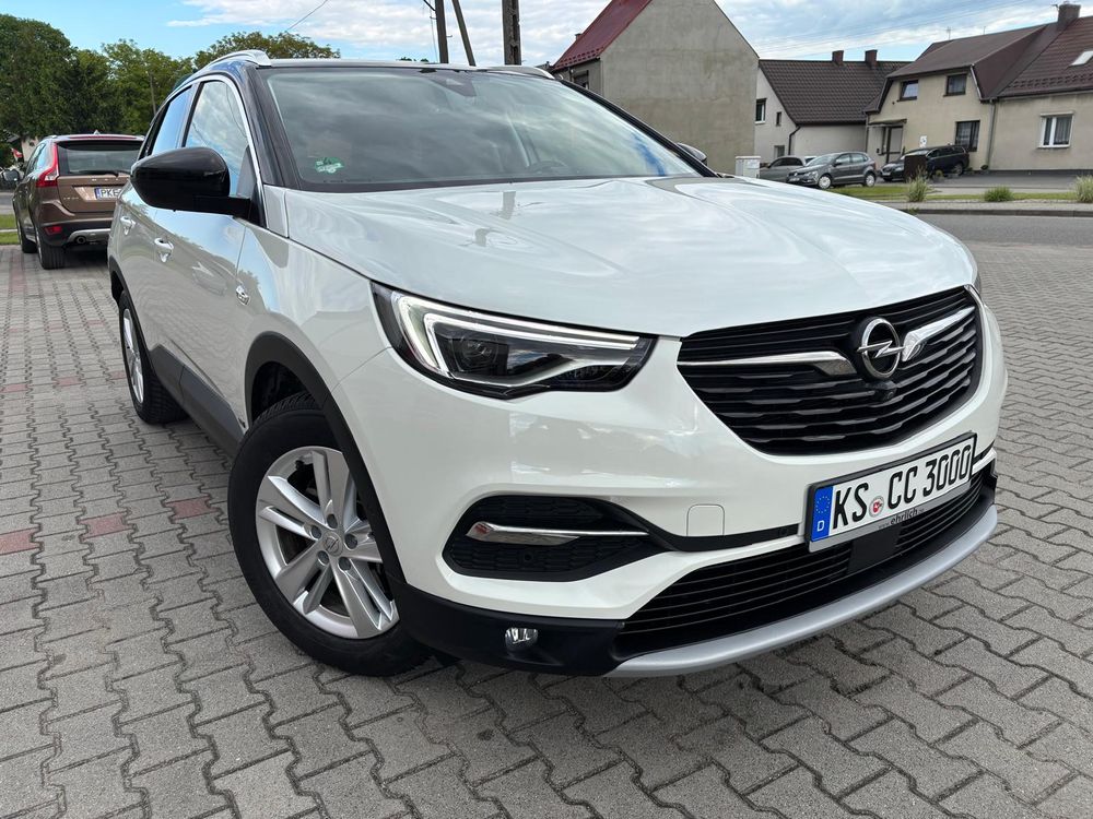Opel Grandland Plug-in-Hybrid4 1.6 DI Start/Stop Ultimate 2021