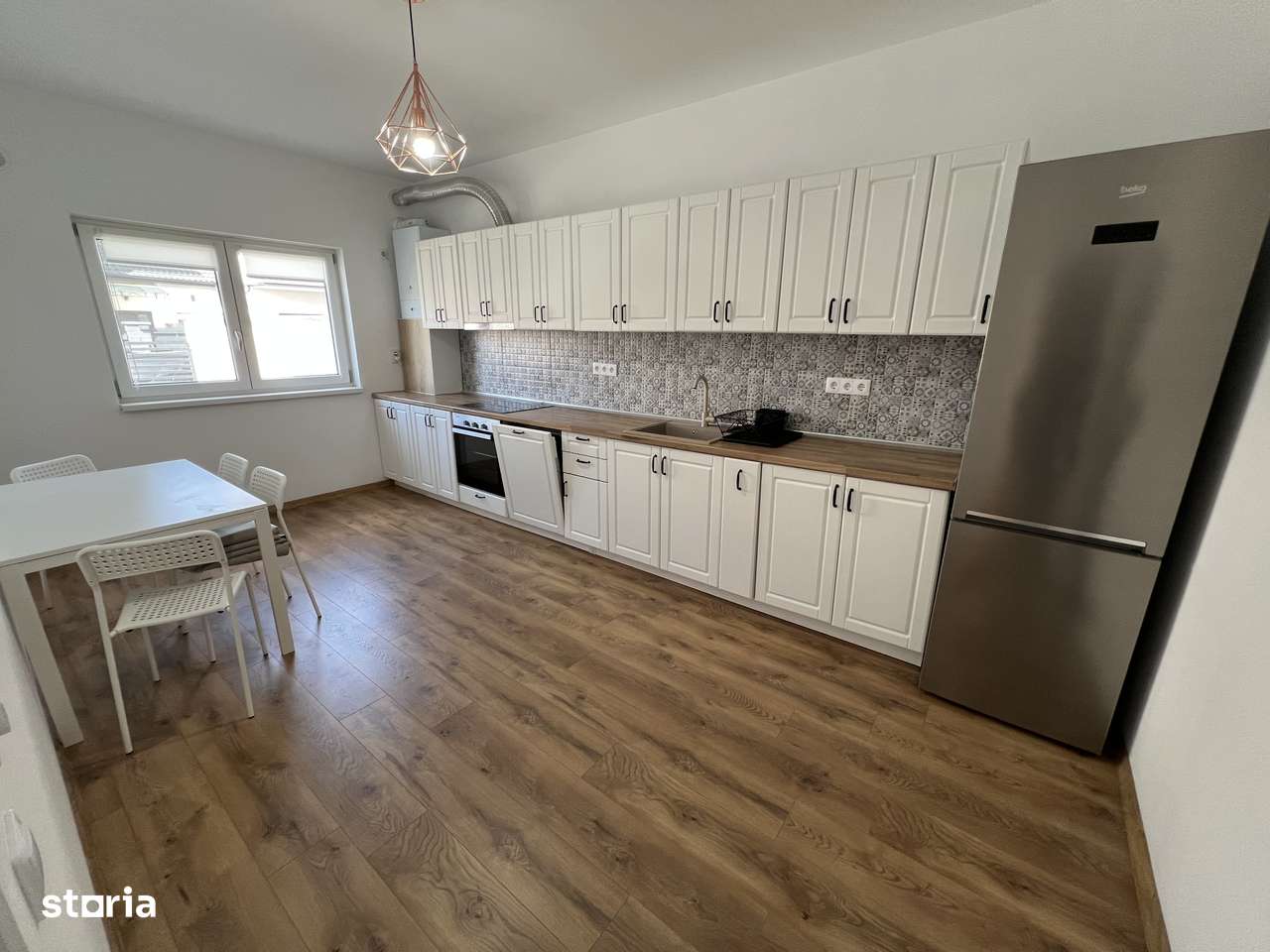 INCHIRIEZ casa 4 camere decomandate,tip duplex,zona Selimbar - Imagine principală: 5/19