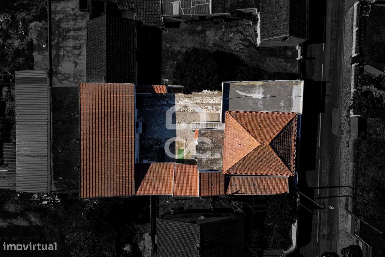 Moradia T2+2 com garagem e vista Serra de Montejunto em Murteira, Cada-28