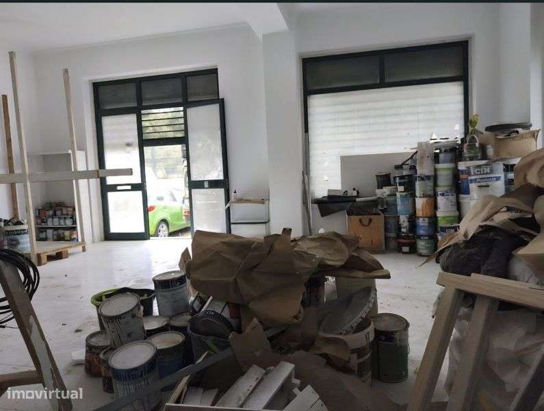 Loja Santa Iria de Azóia - Grande imagem: 5/8