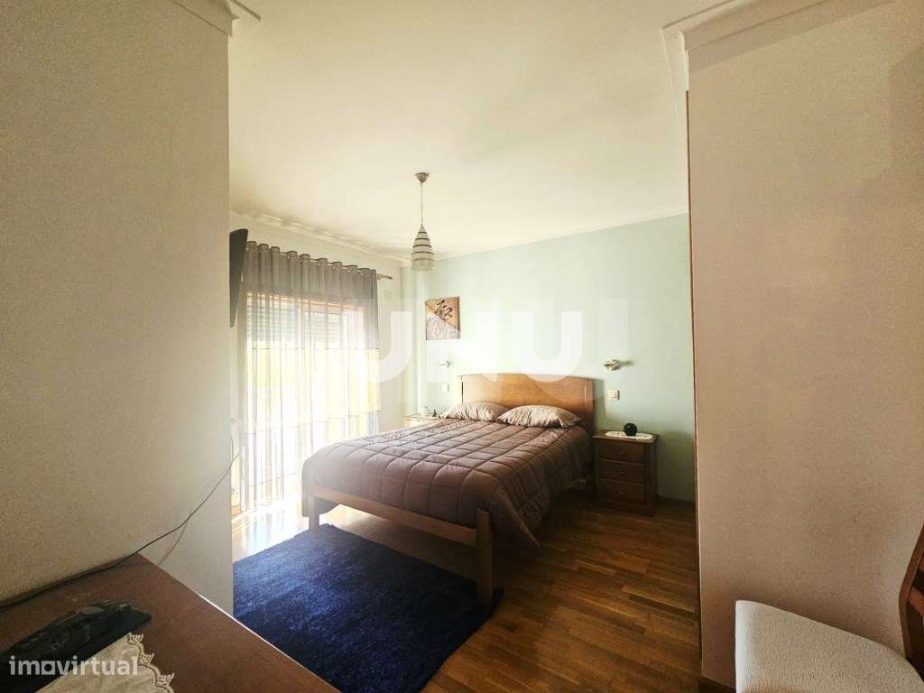 Moradia em Banda T5 - A 5 Minutos do Centro da Cidade de Viseu-16