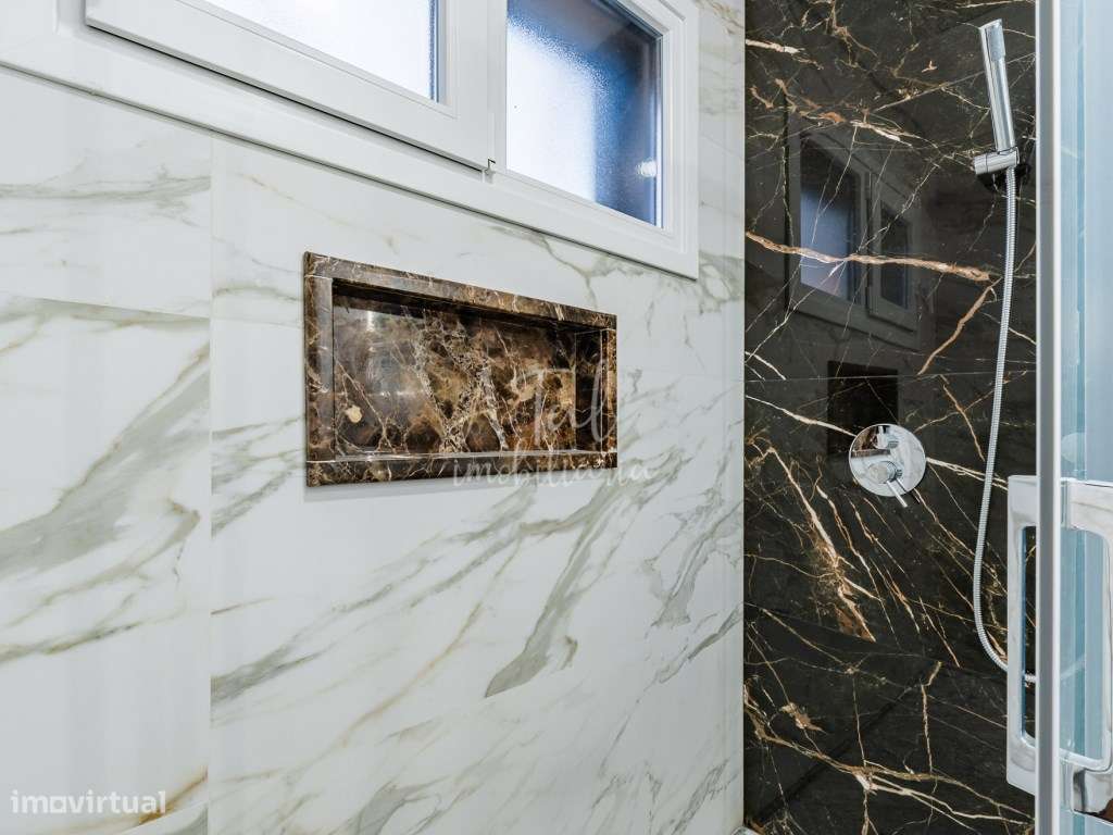 Moradia V4 com piscina em Azeitão-56