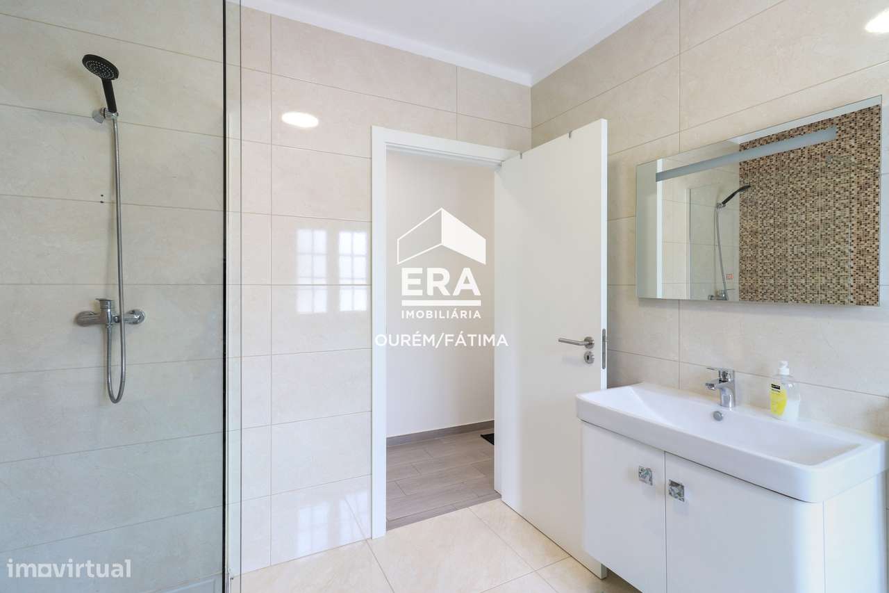 Moradia isolada T3+1-13