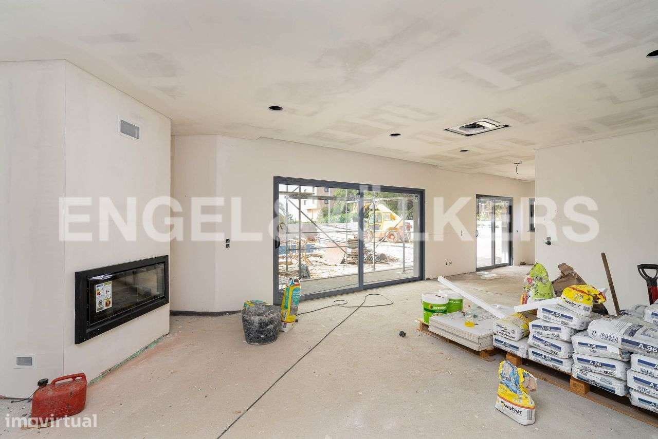 Moradia Moderna na Galé - em construção - Grande imagem: 5/15