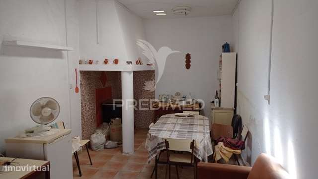 Casa de rés do chão com quintal, Sousel. - Grande imagem: 4/25