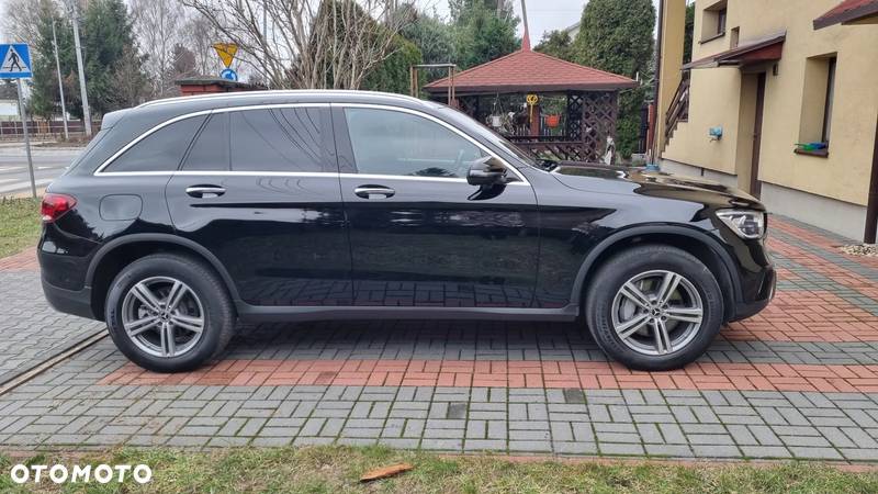 Mercedes-Benz GLC 300 4Matic 9G-TRONIC - 4