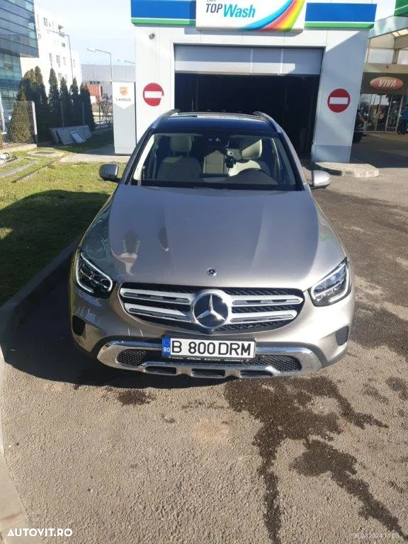 Mercedes-Benz GLC 300 d 4MATIC - 12