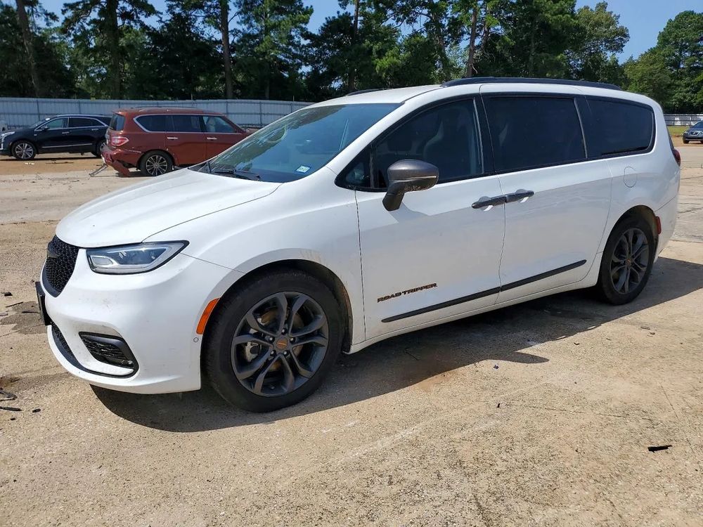 Chrysler Pacifica 2022