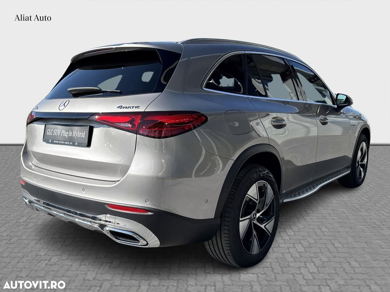 Mercedes-Benz GLC 300 e 4MATIC - 4