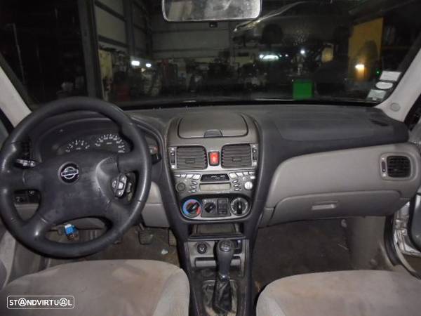 Carro MOT: QG18DE CXVEL: RS5F70A NISSAN  ALMERA 2 FASE 1 2000 1.8I 115CV 5P CINZA GASOLINA - 7