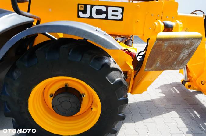 JCB 540-140 / 2020 / 6 sztuk - 30