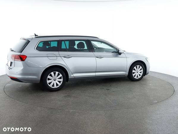 Volkswagen Passat 2.0 TDI EVO Business DSG - 8