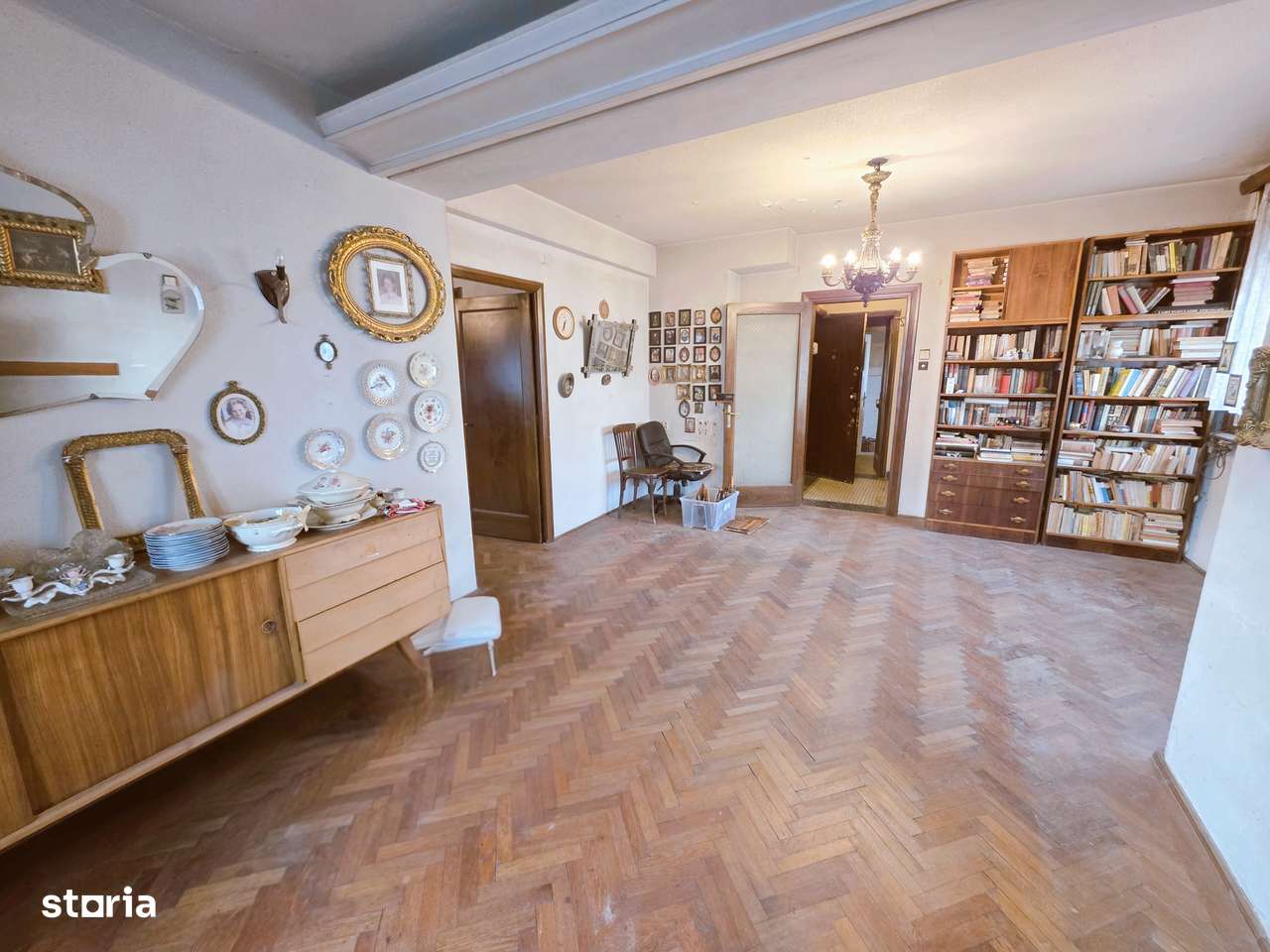 Caderea Bastiliei, apt. 2 camere, etaj 1, balcon,50mp, pe lista de U 3-14