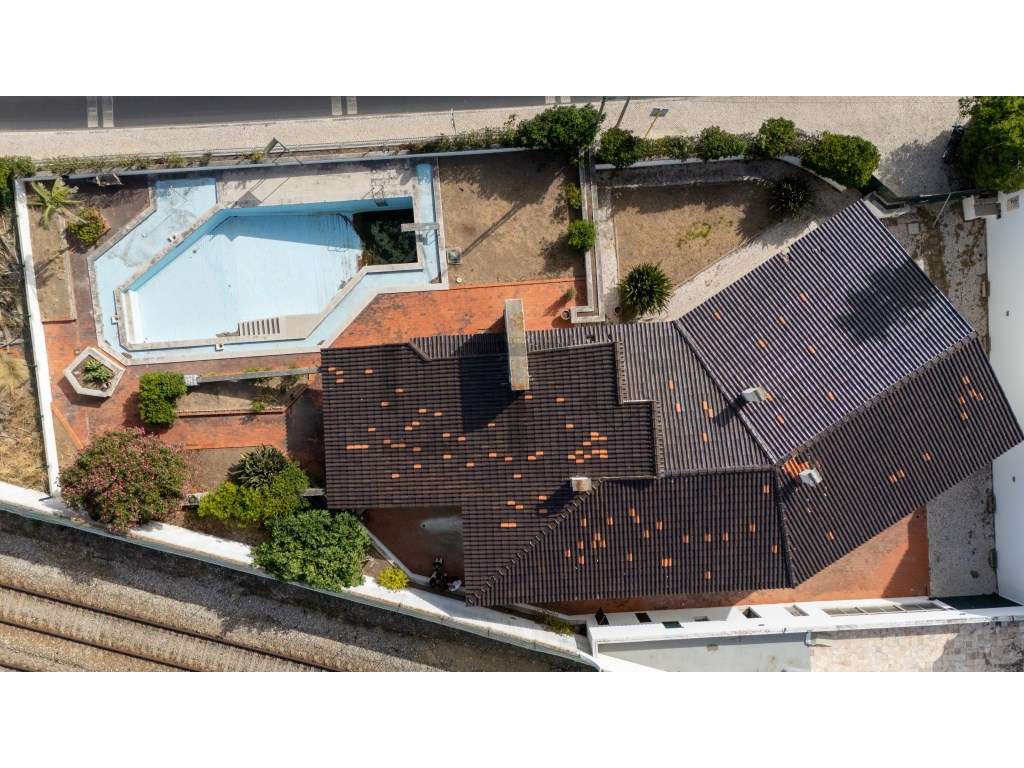 Moradia T11 Isolada na Primeira Linha de Mar com Piscina Privativa ... - Grande imagem: 5/46