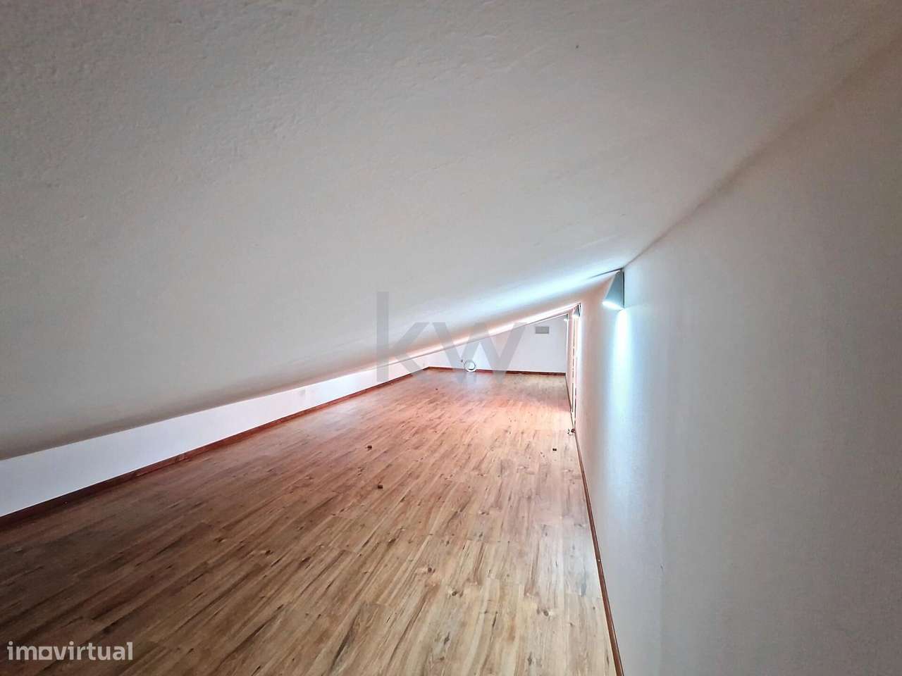 Moradia com 6 quartos, piscina aquecida, anexo e terreno com 2500m2 em-41