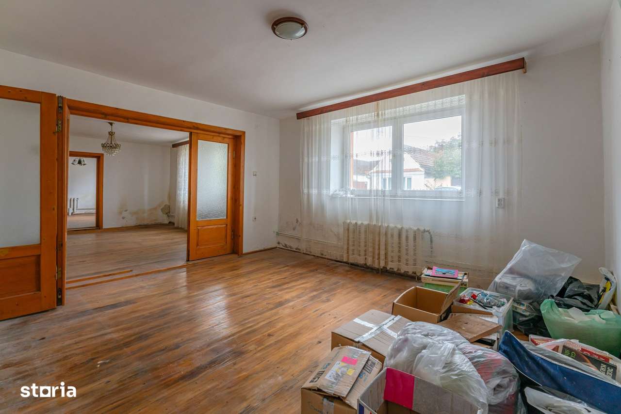 Casă individuală de renovare în Bod, Brașov-11