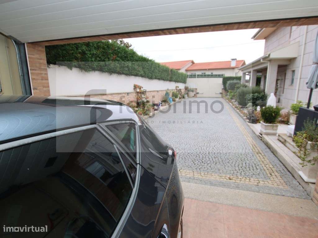 'NOVIDADE'
Excelente Moradia Geminada-36