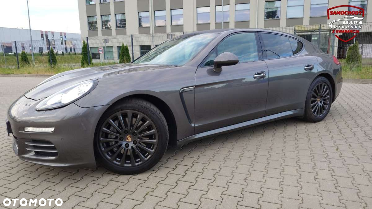 Porsche Panamera - 17