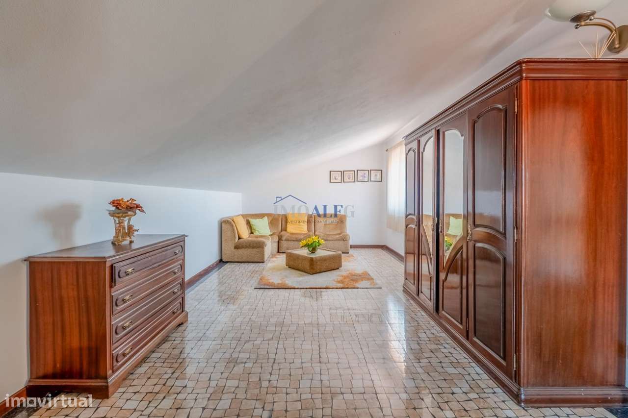 Moradia T5 em Santa Joana perto do centro de Aveiro-29