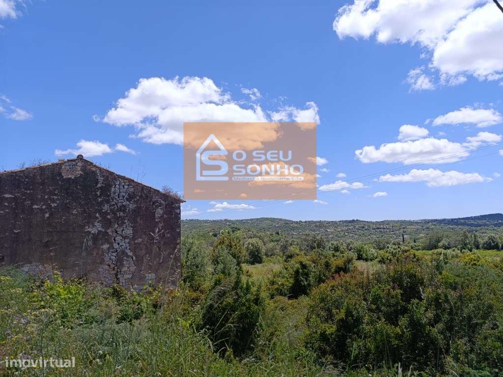 Terreno com Projecto Aprovado para Moradia T3 com Piscina-16