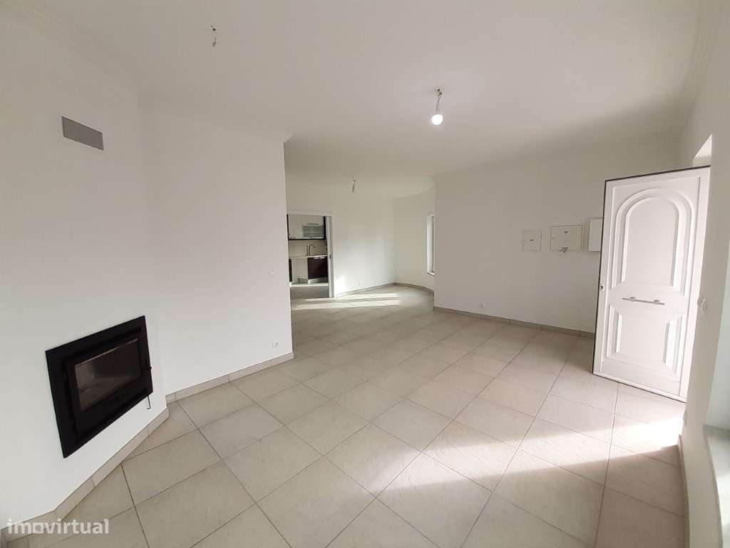 Moradia V3+1 c/vista mar na Ericeira-7