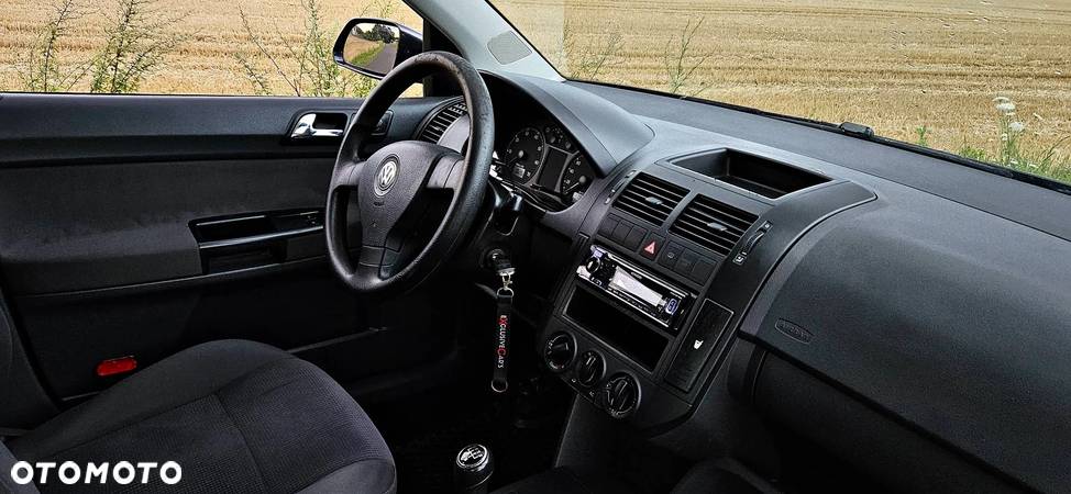 Volkswagen Polo 1.2 Entry - 19